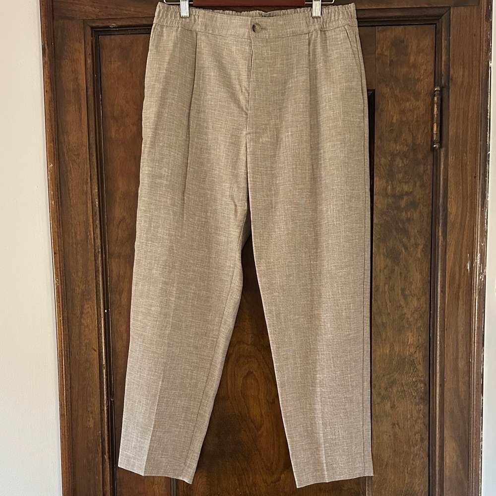 Zara Men's Beige Chinos in Size Large
